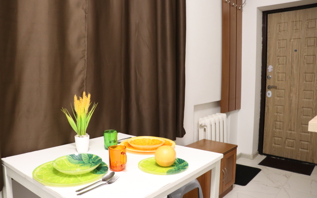 Studiya 5 u stantsii MTSD-4 Zheleznodorozhnaya Flat