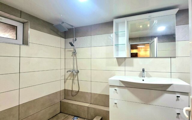 Maryyam Hotel
