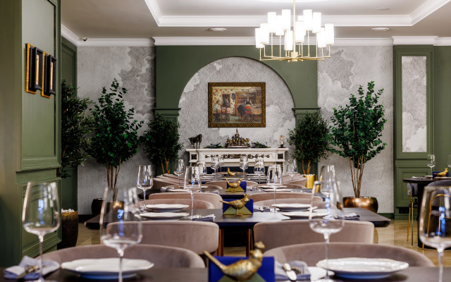 Отель Наследие