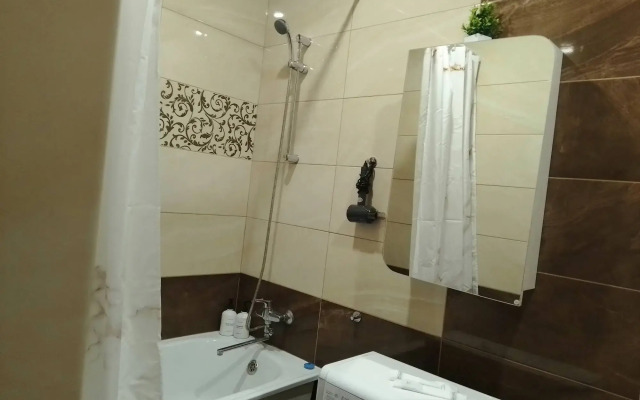 Brauni V Akadem Riversaid Apartments