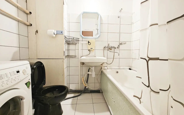 Апартаменты у метро Улица 1905 года