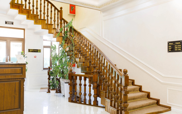 Dali Samarkand Hotel