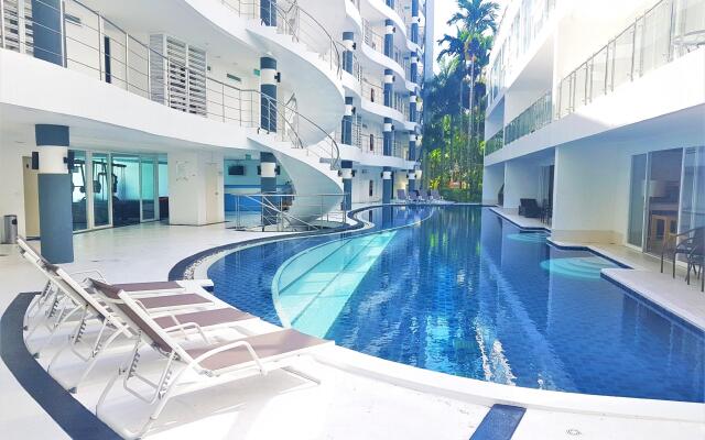Ocean view condo in Sunset Plaza Apartments
