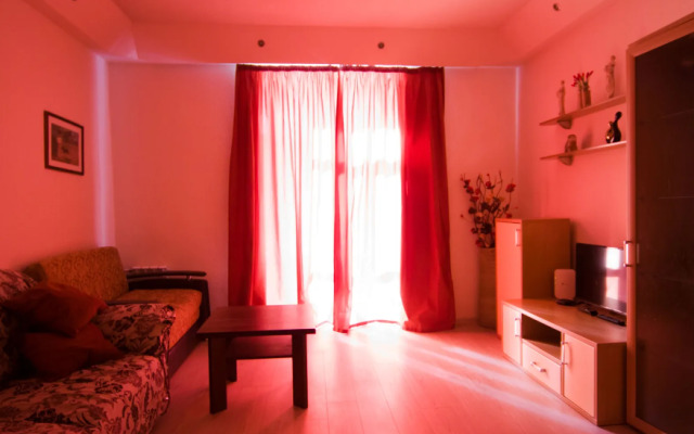 Квартира двухкомнатная набережная Северной Двины 95