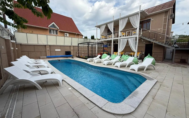 Gostevoj Dom F-otel'