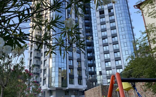 Dizaynerskaya Studiya S Panoramnym Vidom Flat