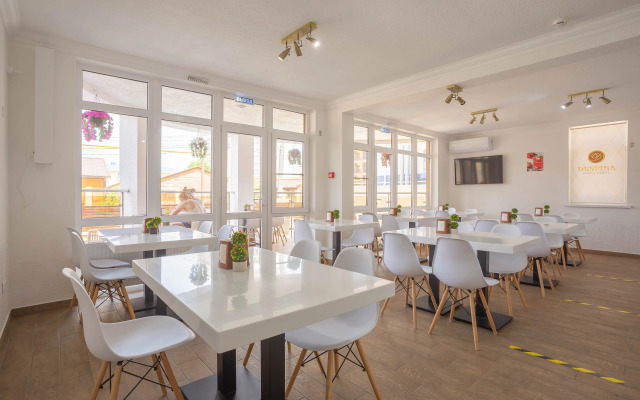 Отель Despina Family Hotel
