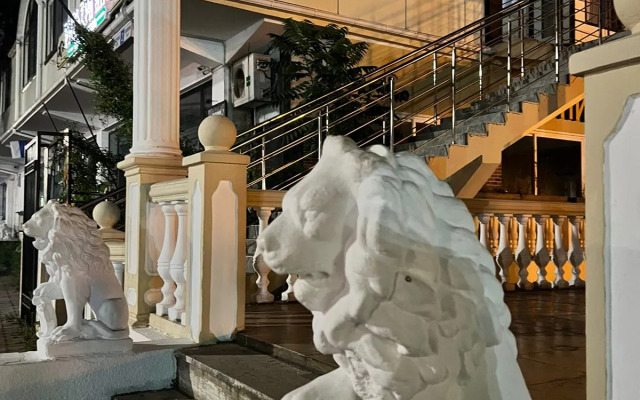 Rivyera Art Aparthotel