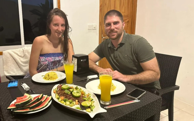 Thoddoo Sunny Beach Guest house
