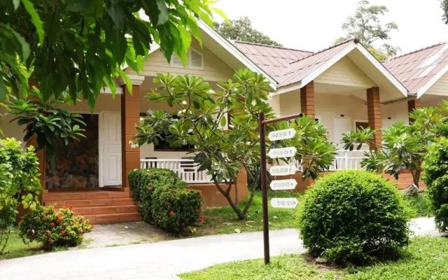 Курортный отель Malibu Samed resort