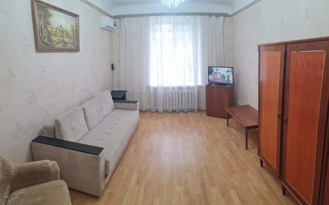 Volga-Grad U Legendarnoy Naberezhnoy Flat
