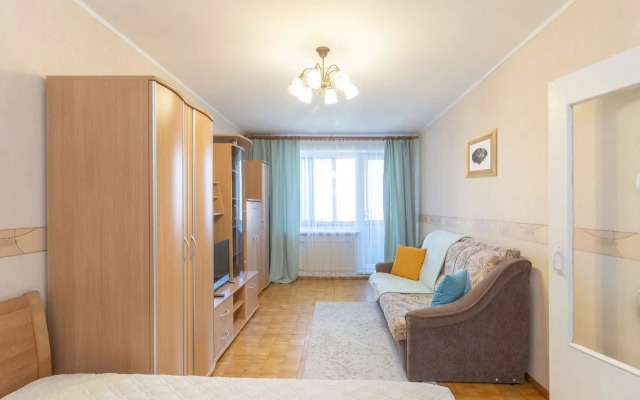 Na Ulitse Parkhomenko Flat