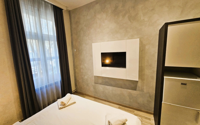 Central Park Residence Guest House
