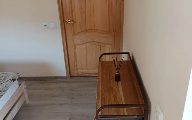 Uyutnaya Odnokomnatnaya S Dvumya Lodzhiyami Flat