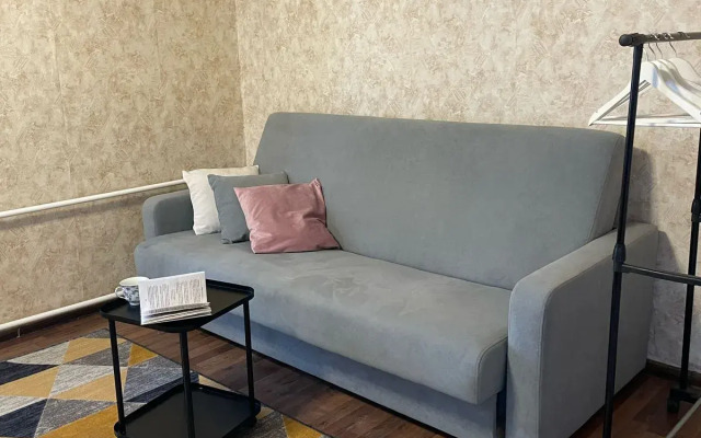 Na Ulitse Nizhnyaya Debrya Apartments