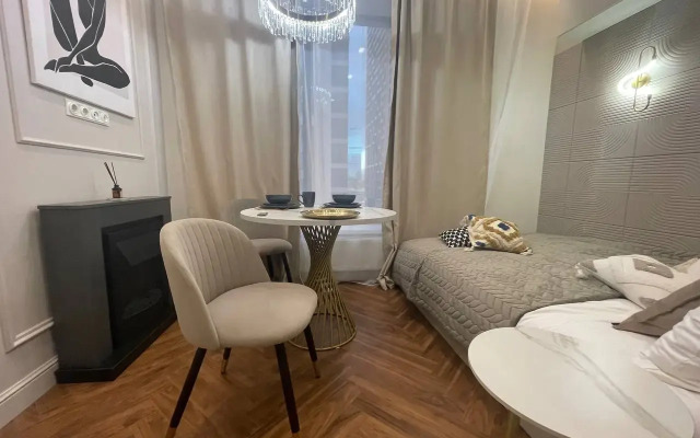 Uyutnaya studiya u Moskva-Siti Flat