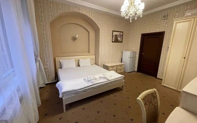 Avtor Hotel