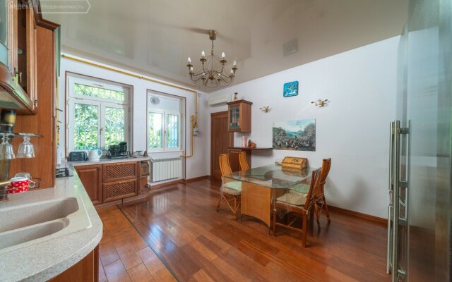 Na Tsyurupyi 7 Apartaments