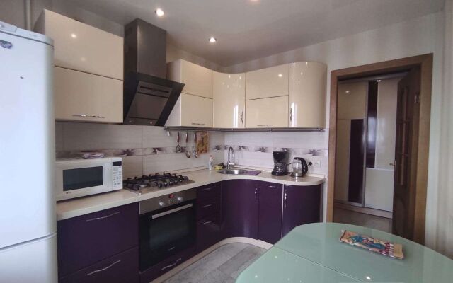 Квартира на проспекте Толбухина 21