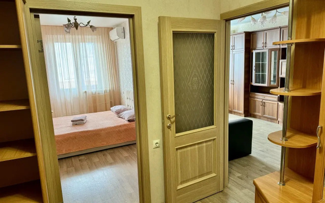 Квартира 2-х комнатная 40лет/1 мая