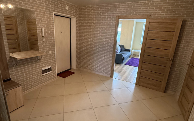 Dizaynerskaya Dvukhkomnatnaya Kvartira Flat