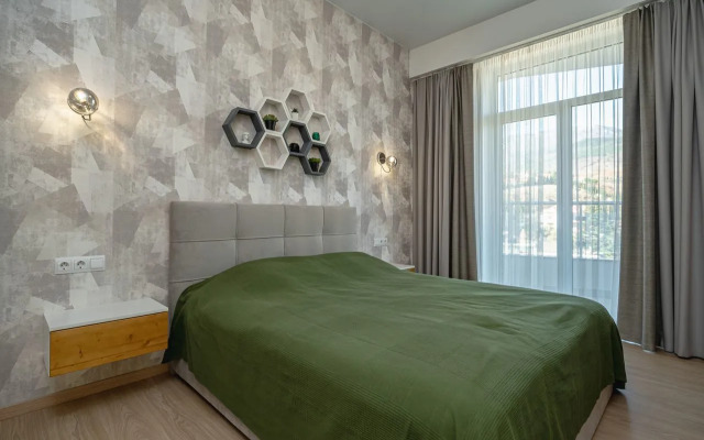 Na Yaltinskoy Ulitse, 12a. Zhk "Shato Luvr" Apartment