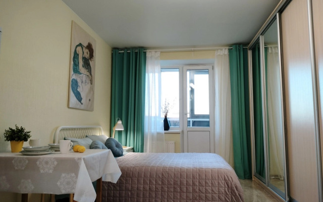 Semeynye S Balkonom Lesnaya Apartments