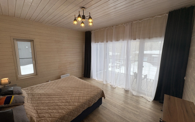 Частный дом Отдыха в Целеево