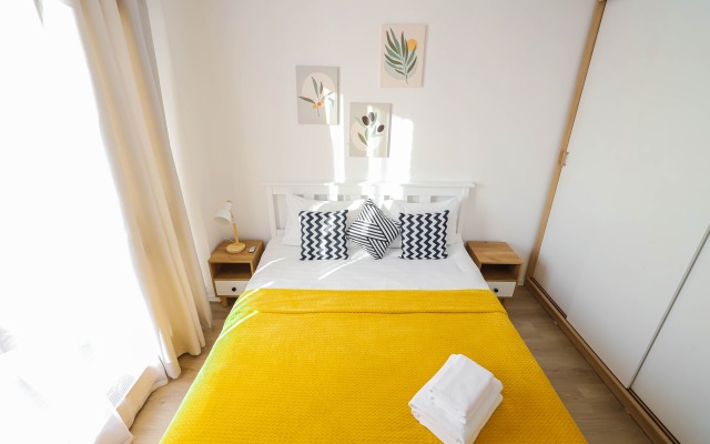Lalapart Skandy House Solnechnaya Dvushka v 10minutah ot m Savyolovskaya Apartments