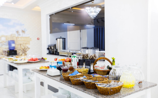Dali Samarkand Hotel