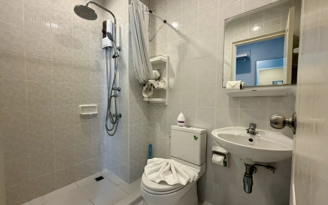 Апартаменты Zcape1 Condo by Lofty