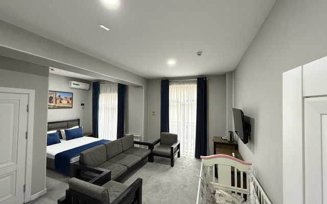 Merci Hotel