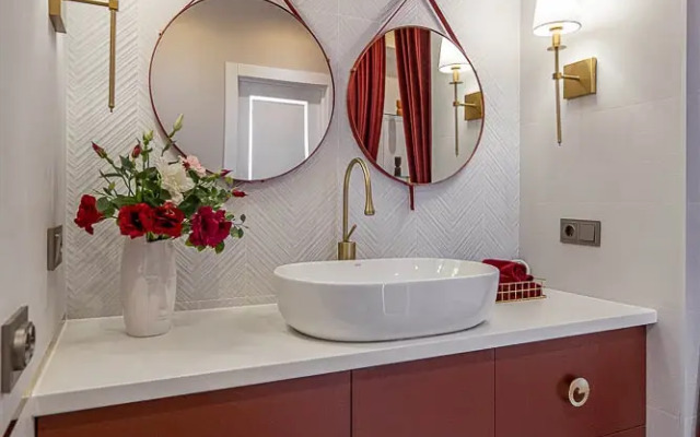3-room VIP Karakas Apartment