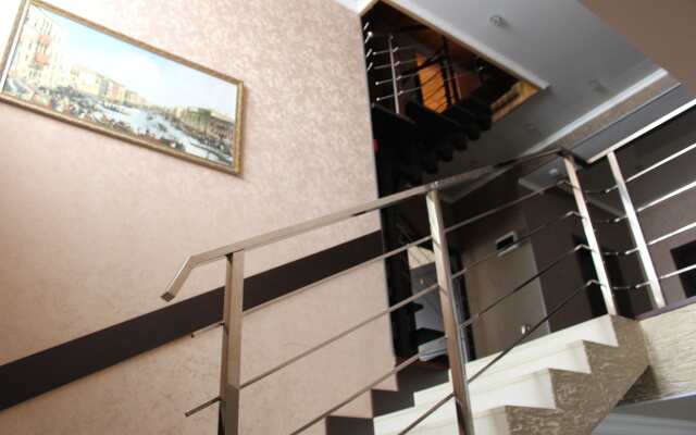 Gavan Hotel