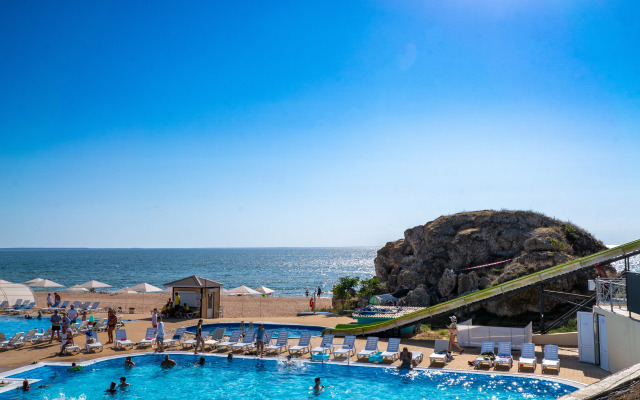 Семейный отель АзовЛенд