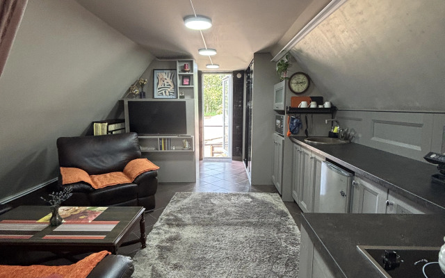 Частный дом Уютная студия