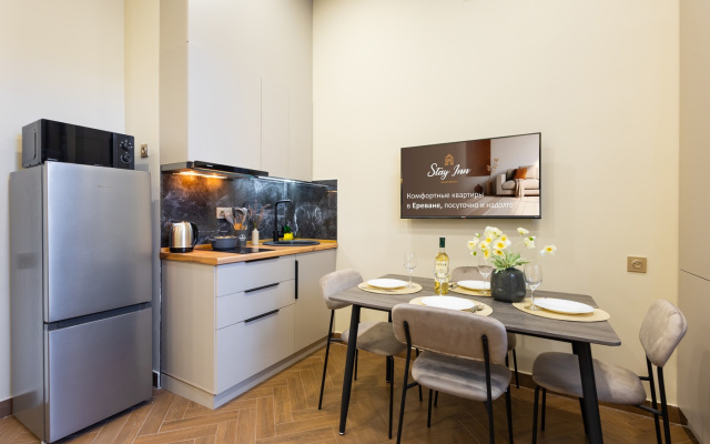Апартаменты Stay Inn on Saryan Street 33