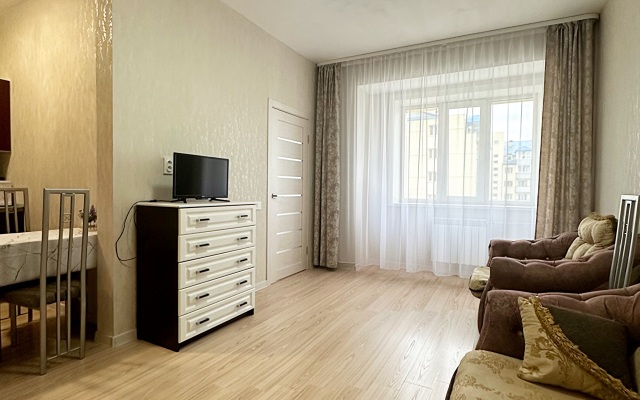 Квартира Двухкомнатная квартира на Радужном