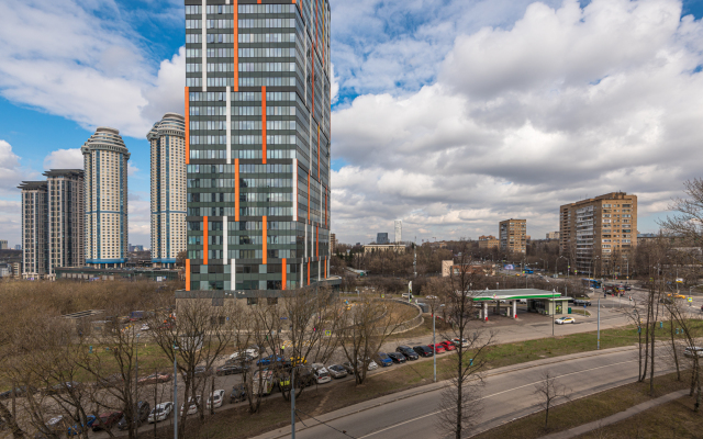 Flat Inn s vidom na MGU na Mosfil'movskoy ulitse Apartments