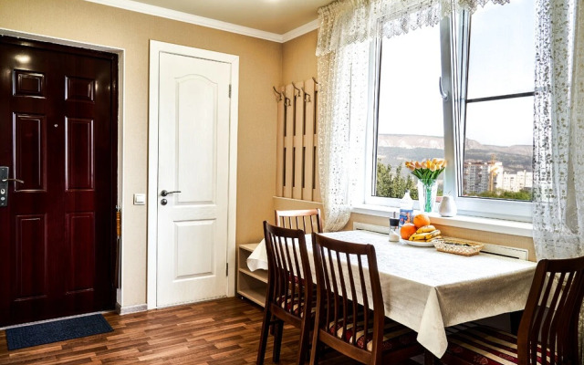 Апартаменты Титова 28/1