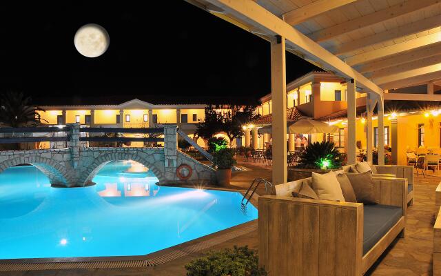 Karavostasi Beach Hotel