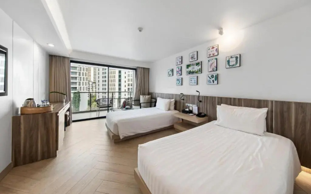 Golden Tulip Pattaya Beach Resort