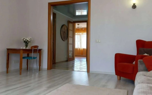 Na Yamskoy 77k3 Flat