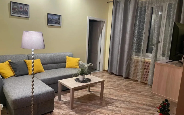 Na Sovetskoy Ulitse 1/3 Flat