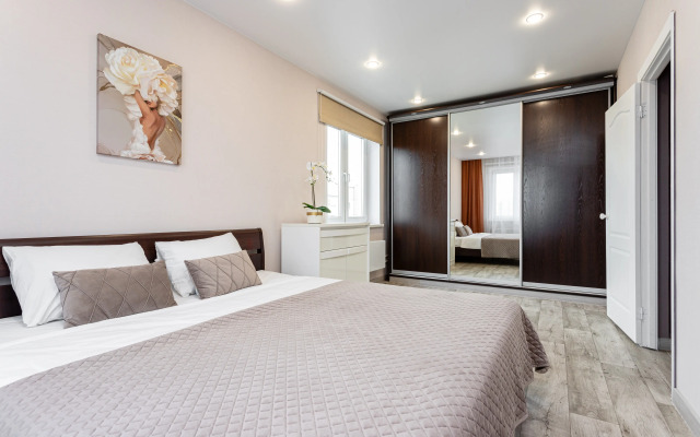 Krasroom vozle TC Planeta Flat