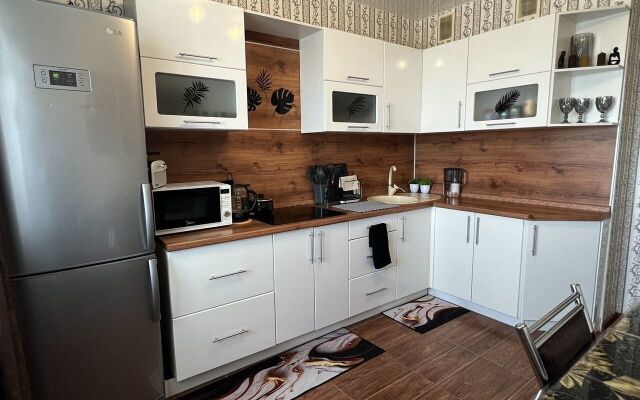 S Shikarnym Vidom na 16 Etazhe Flat