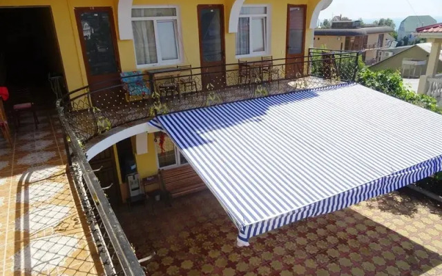 Araik Guest house