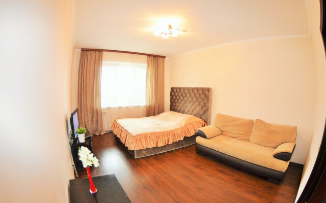 Luchshie Apartments Na Chapaeva 8