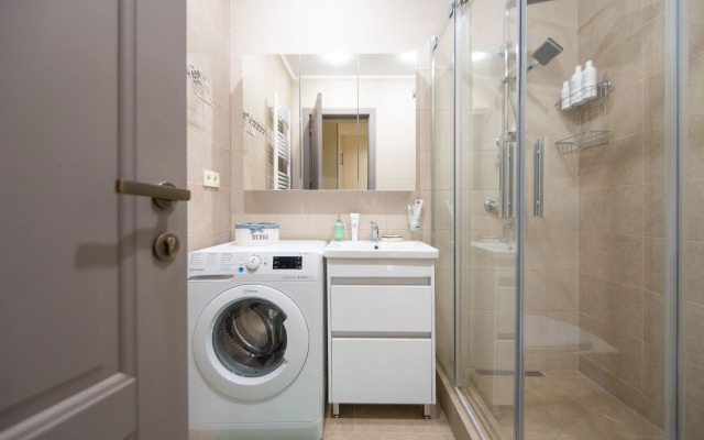 S Vidom na Reku i Gorod Apartments