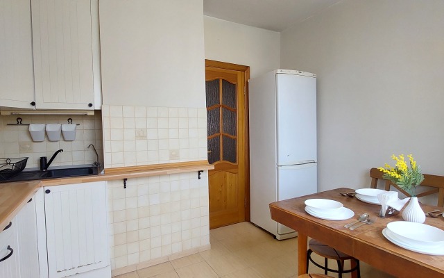 Prostornaya kvartira ryadom s m. Mitino Flat